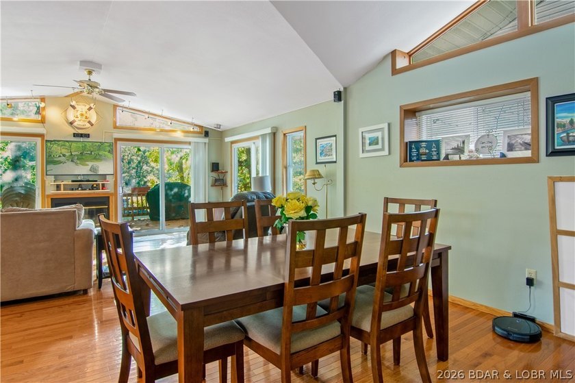 Looking for a 2-bedroom home in Lake Ozark sitting directly on - photo 26