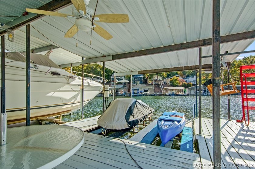 Looking for a 2-bedroom home in Lake Ozark sitting directly on - photo 38