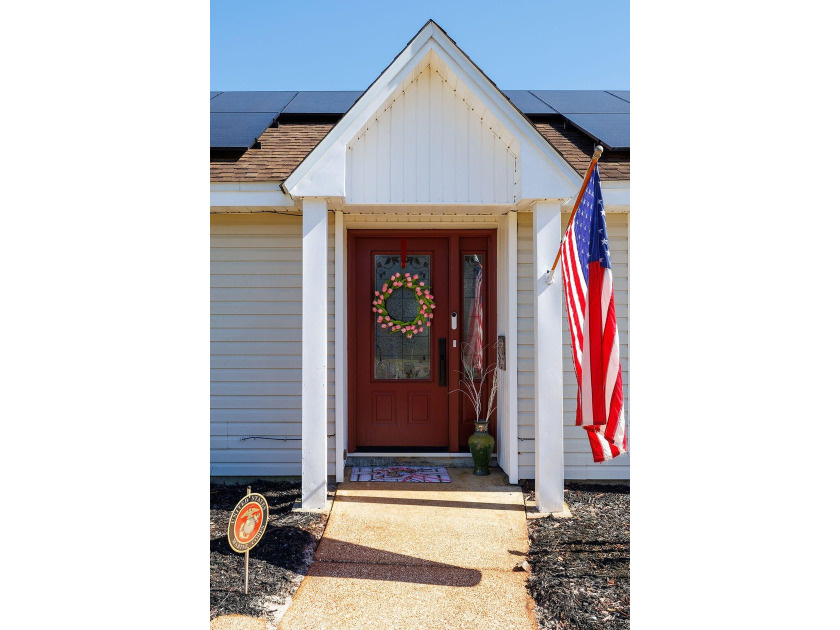 Corner-Lot Home with Pool (and a history) in desirable Indian - photo 3