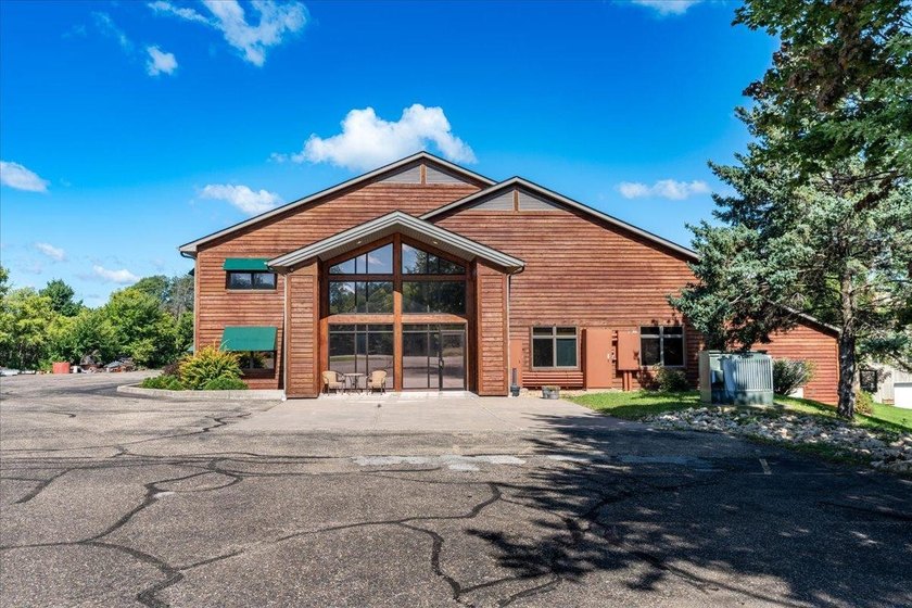 A great opportunity awaits your business with this Commercial - photo 2