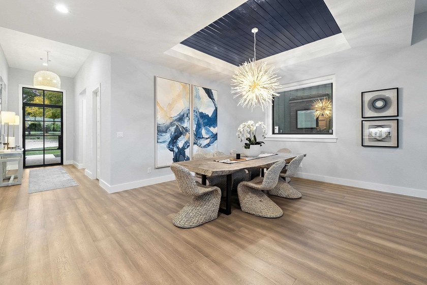 Welcome home to your modern resort on Lake LBJ. This home is - photo 4