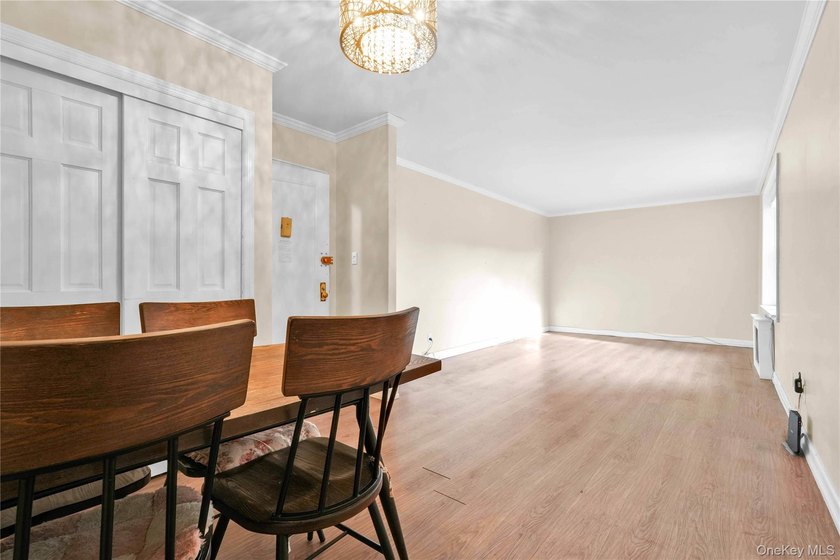 North Flushing Co-op for Sale - Fully Renovated 1 Bedroom, 1 - photo 2