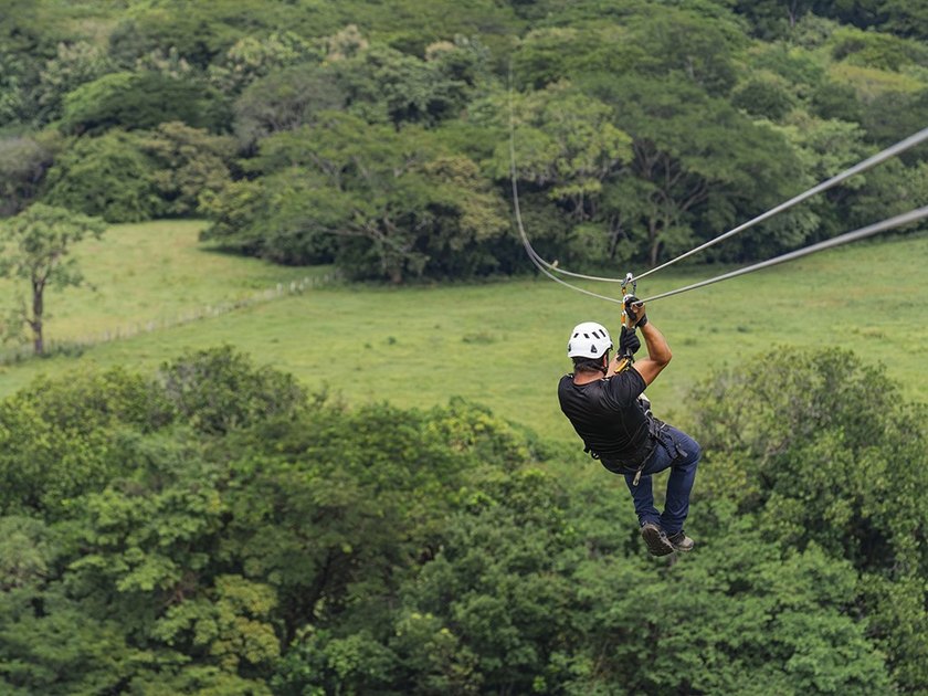 COSTA RICA: 1300+ acres of pristine Jungle/Forest/Valleys in the - photo 16
