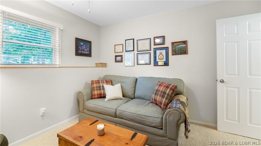 Professionally remodeled to perfection, this gorgeous Lake Ozark - photo 16