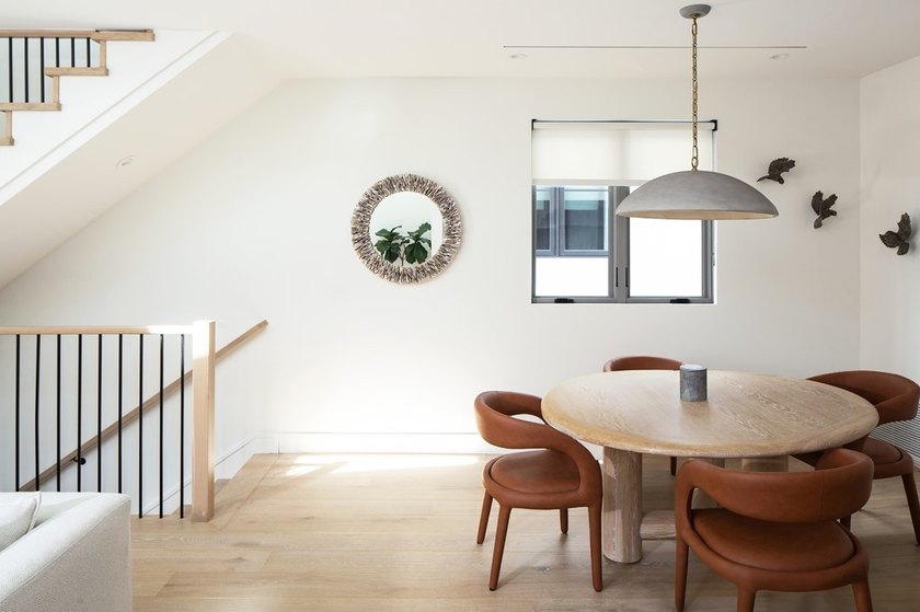 Stunning fully furnished luxury lease featuring a 2 bedroom, 2.5 - photo 5