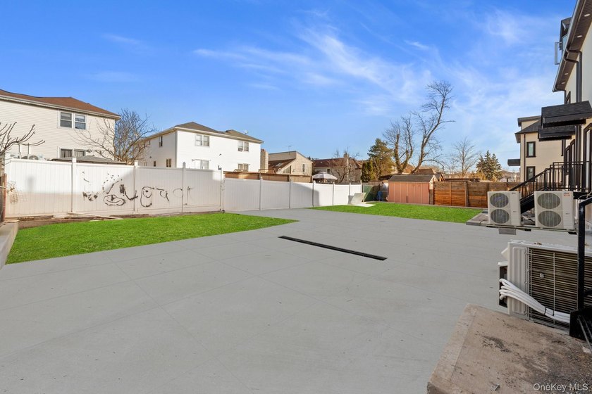 1335 East 65 Is a BRAND NEW CONSTRUCTION CUSTOM BUILT TWO FAMILY - photo 15
