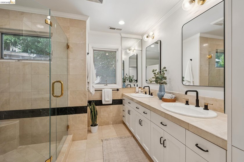 Luxury in every sense: style, space, and elegance at TRANSPARENT - photo 44