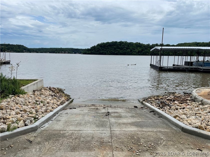 Lakefront opportunities like this don't come around often! - photo 44