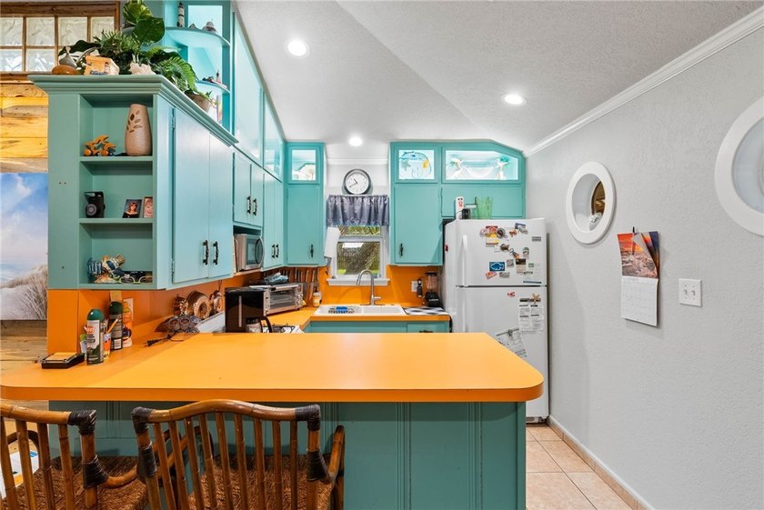 Your Rockport Paradise Awaits! Move right in and start enjoying - photo 6