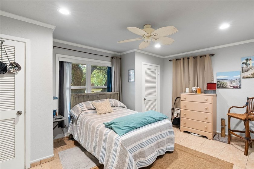 Your Rockport Paradise Awaits! Move right in and start enjoying - photo 7