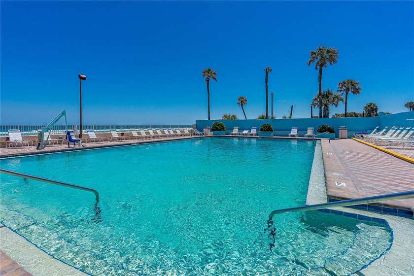 Turnkey ocean-view condo in the heart of Daytona Beach offering - photo 27