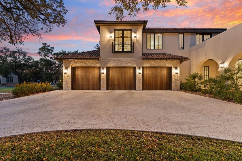 Experience modern luxury living in this stunning 2024-built - photo 3