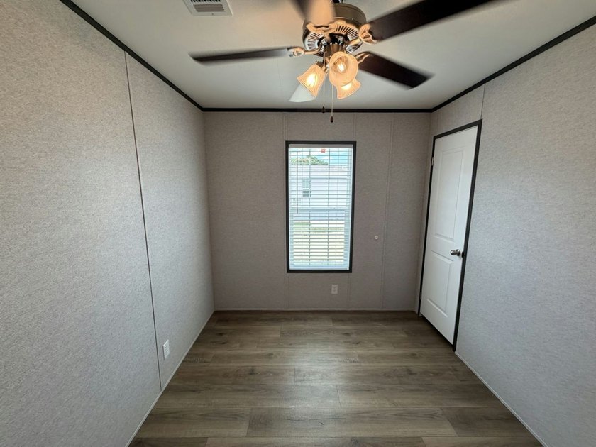 Check out one of the best kept housing secrets in town, Lakeside - photo 17