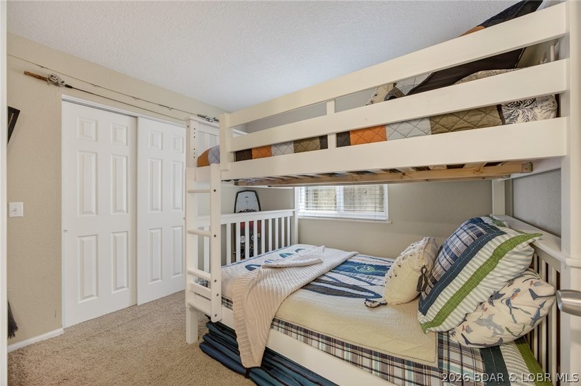 Beautifully renovated 3-bedroom, 2-bath lakefront condo at the - photo 23