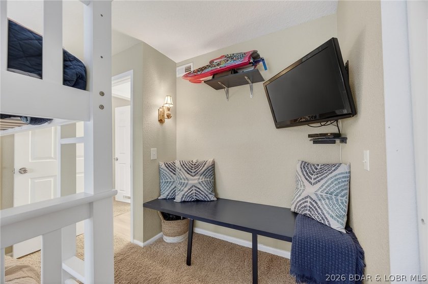 Beautifully renovated 3-bedroom, 2-bath lakefront condo at the - photo 24