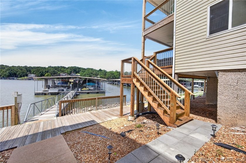 Beautifully renovated 3-bedroom, 2-bath lakefront condo at the - photo 29