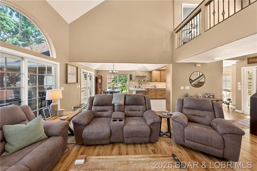 If you've been dreaming of lakefront living, welcome to 18 - photo 15