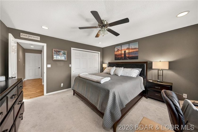 If you've been dreaming of lakefront living, welcome to 18 - photo 38