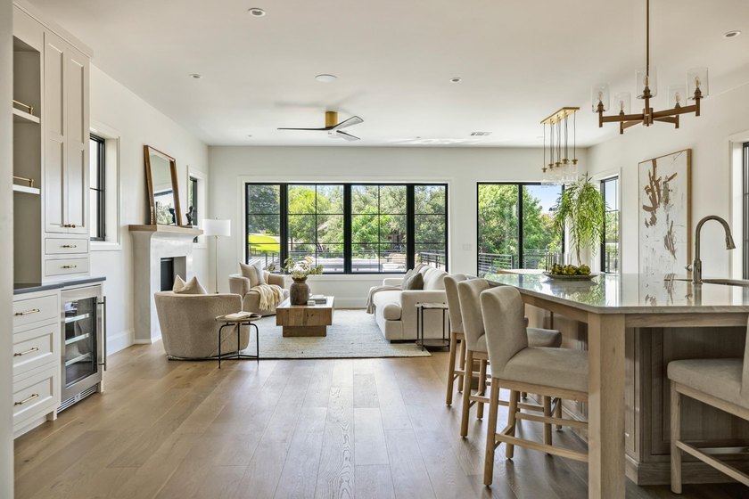 Experience unparalleled luxury living in this stunning - photo 9