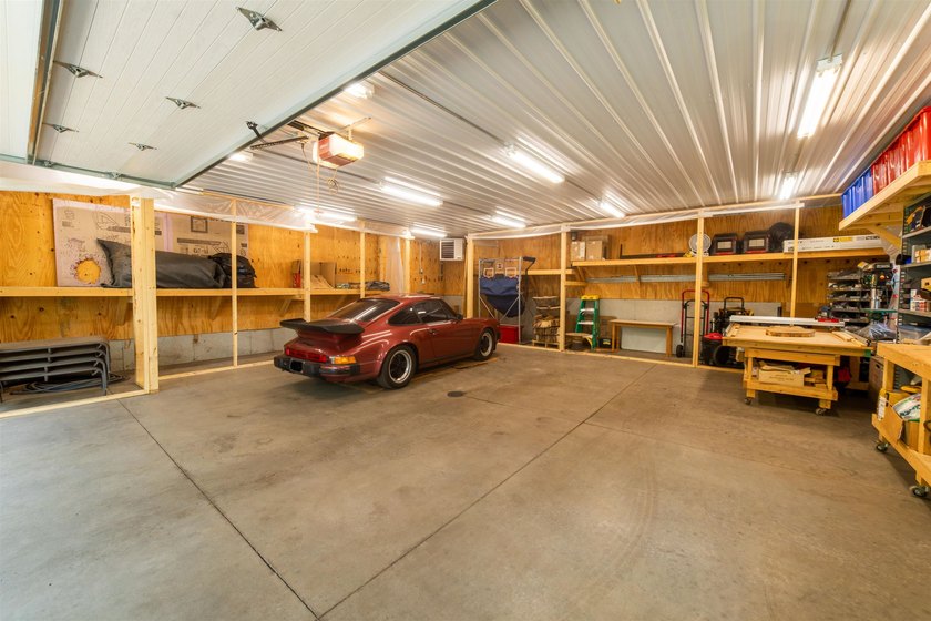 Discover your dream lifestyle in this extraordinary 4-BR, 3BA - photo 12