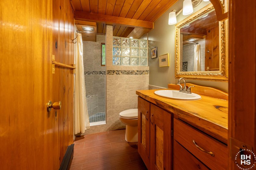 Welcome to 'Windsong', a quintessential original Adirondack - photo 13
