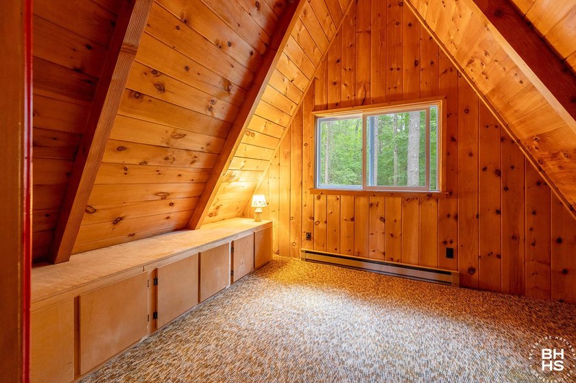 Welcome to 'Windsong', a quintessential original Adirondack - photo 16