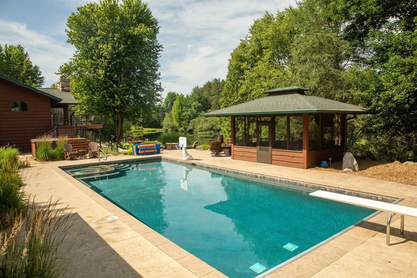 Discover your dream lifestyle in this extraordinary 4-BR, 3BA - photo 17