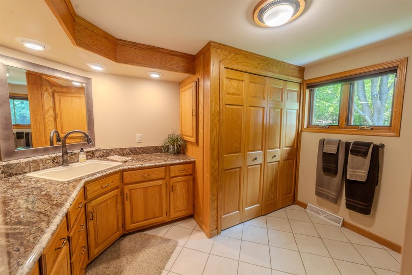 Discover your dream lifestyle in this extraordinary 4-BR, 3BA - photo 37