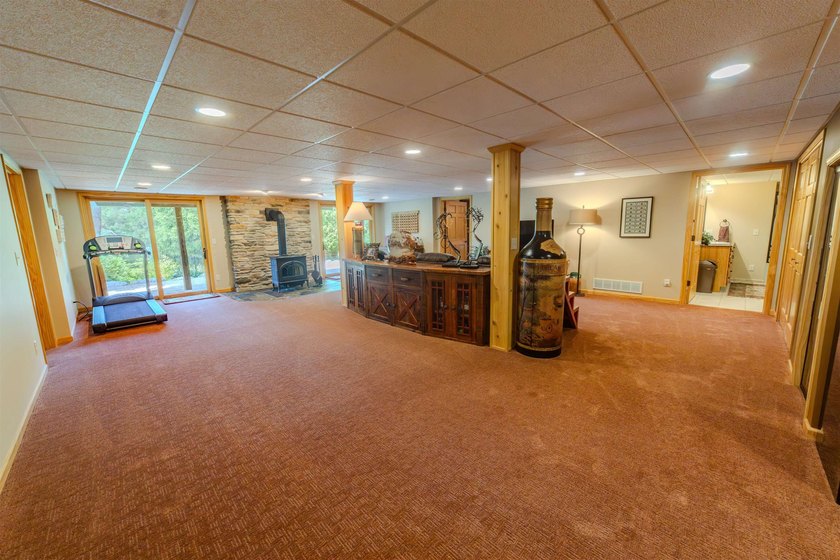 Discover your dream lifestyle in this extraordinary 4-BR, 3BA - photo 40