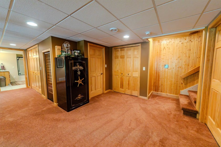 Discover your dream lifestyle in this extraordinary 4-BR, 3BA - photo 41