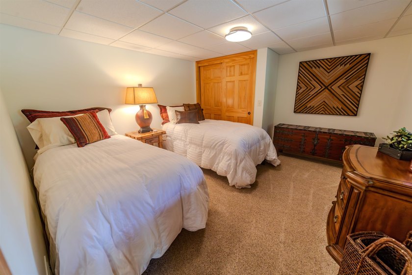 Discover your dream lifestyle in this extraordinary 4-BR, 3BA - photo 48