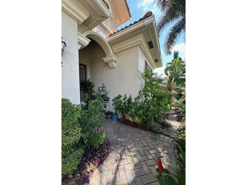 Welcome to this charming residence located at 3112 Bollard Rd in - photo 4