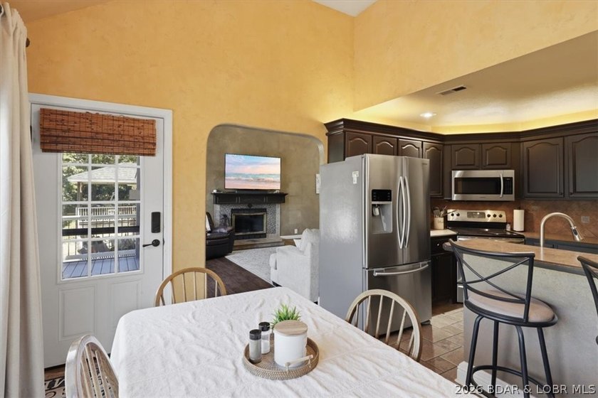 MOTIVATED SELLER!!!! Conveniently situated just off Bagnell Dam - photo 11
