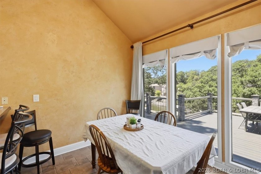 MOTIVATED SELLER!!!! Conveniently situated just off Bagnell Dam - photo 17
