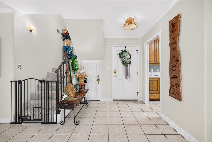 Coastal comfort meets smart living in this beautifully updated - photo 4