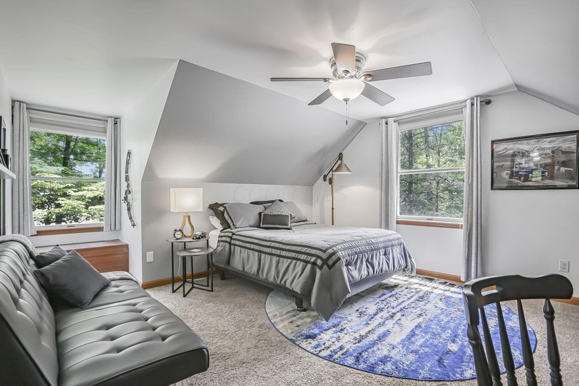 Welcome to Hideaway Hills and this spacious, beautifully updated - photo 43
