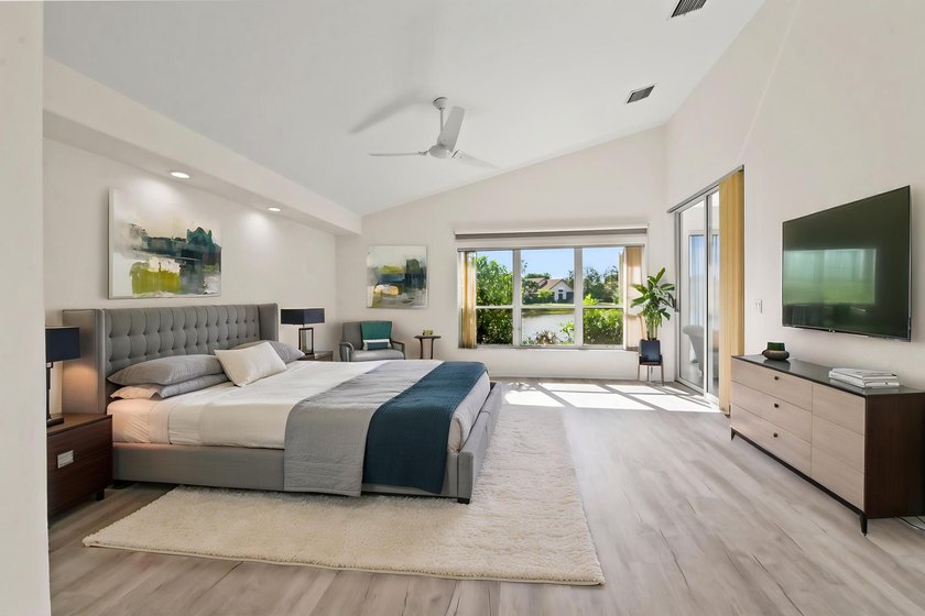 Welcome to a beautifully bright and thoughtfully updated Boynton - photo 14