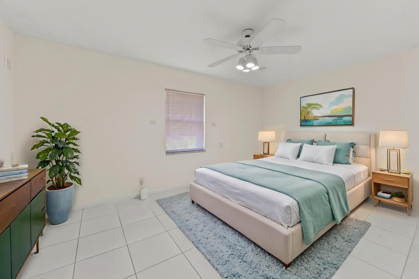 Welcome to a beautifully bright and thoughtfully updated Boynton - photo 19