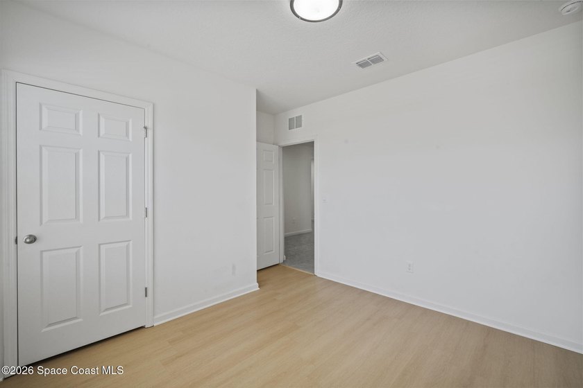 SELLER IS OFFERING $15,000 TOWARDS BUYERS CLOSING COSTS AND - photo 8