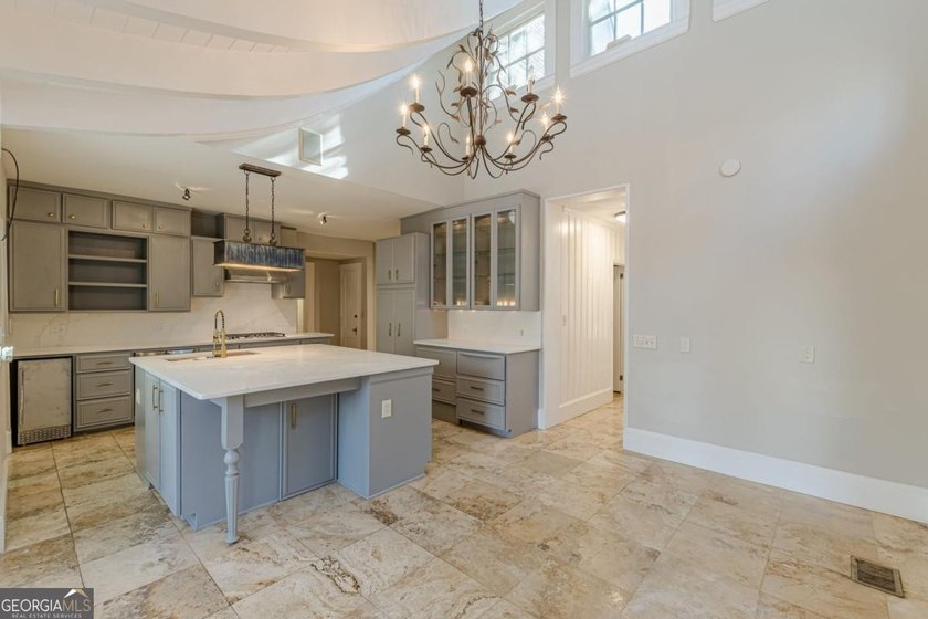Beautiful four-sided brick home just steps from Woodward - photo 28