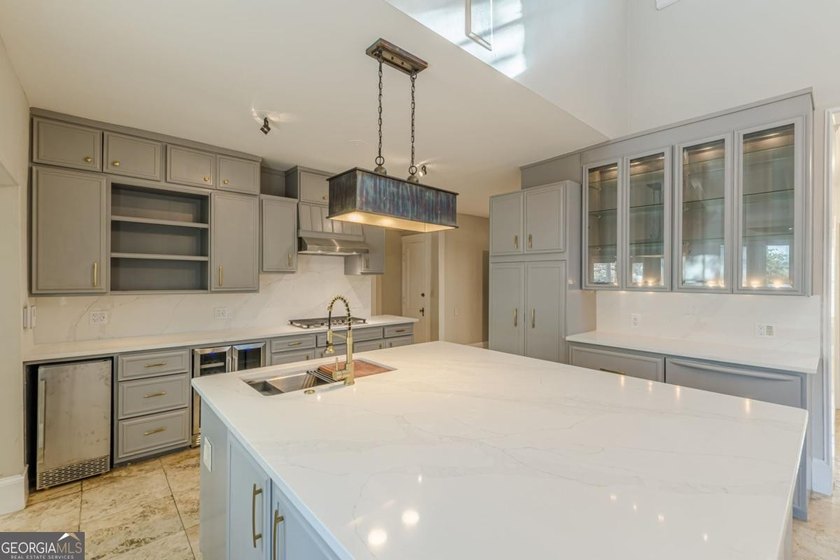 Beautiful four-sided brick home just steps from Woodward - photo 39