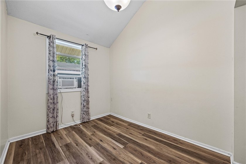 WATERFRONT OPPORTUNITIES LIKE THIS DON'T COME AROUND OFTEN! - photo 29