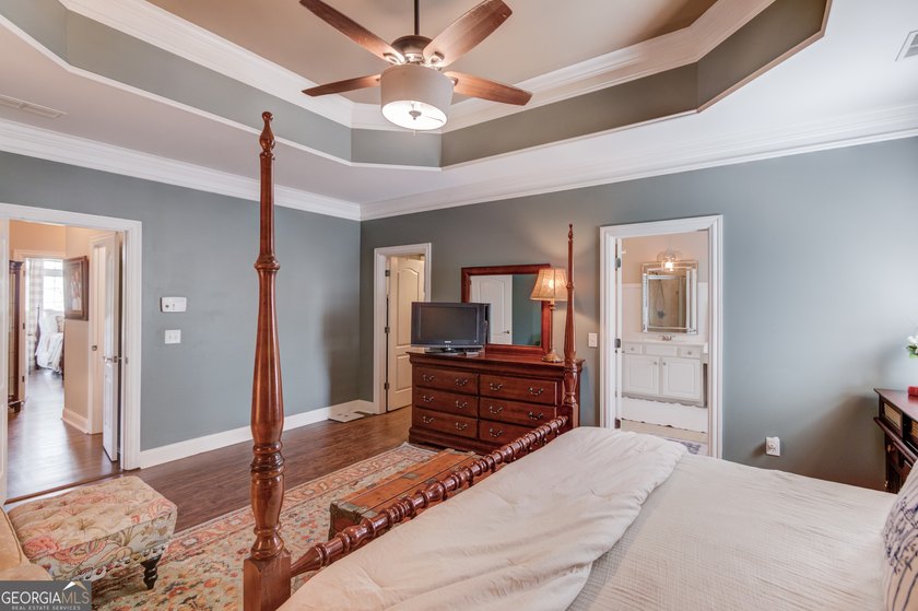 Welcome to your private retreat in The Providence Club, one of - photo 31