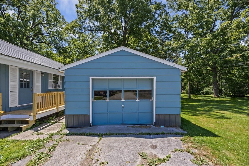 WATERFRONT OPPORTUNITIES LIKE THIS DON'T COME AROUND OFTEN! - photo 35