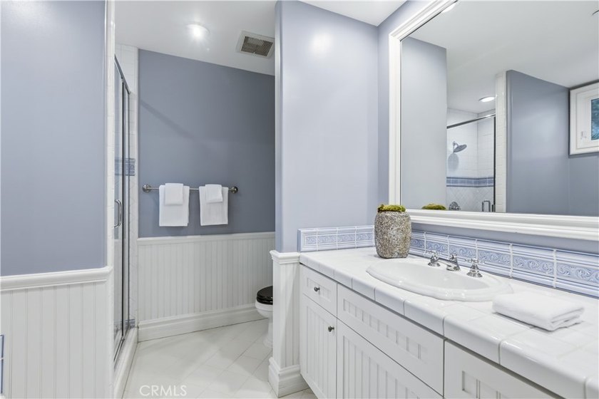 An absolutely extraordinary custom Cape Cod with the premier - photo 38
