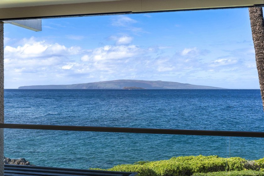 Positioned in the coveted front row of Wailea Point, Residence - photo 39