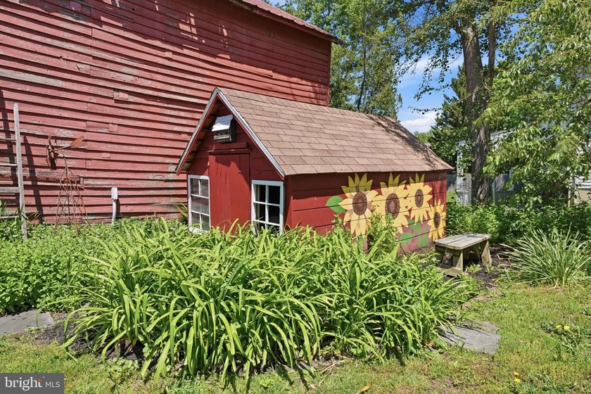 Imagine owning a home with a story to tell. 706 Old York Rd - photo 45