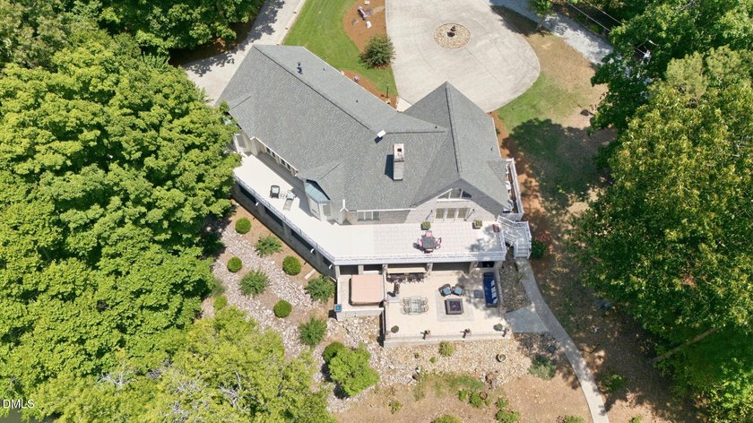 The perfect Lake Home for Entertaining guests of all ages - photo 2