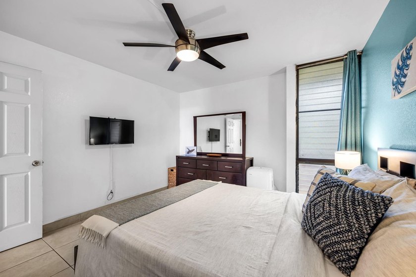 Inviting one-bedroom, one-bath condo in the highly regarded Maui - photo 12