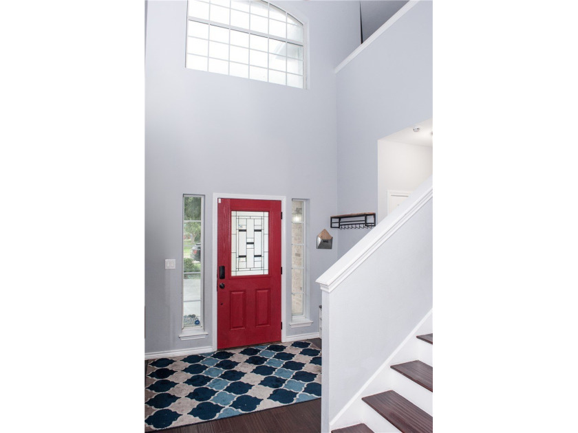 **Motivated Seller!** Spacious, updated, and move-in ready, this - photo 3